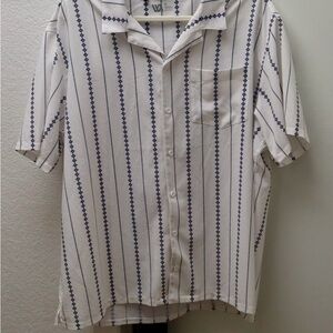 VRST Performance Resort Shirt - White Geo Stripe Seersucker